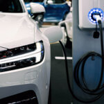 Power supply for hybrid electric car charging battery.