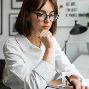 Business women determining the impact of fraud on business value